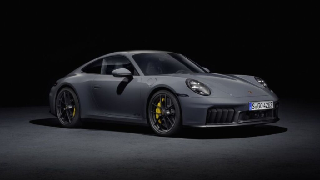 new Porsche 911 hybrid revealed with 541hp